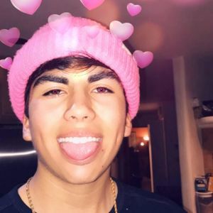 Meet your Posher, Alejandro